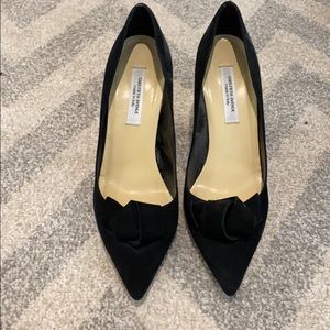 NEW Saks 5th Avenue - Italian Suede Pumps